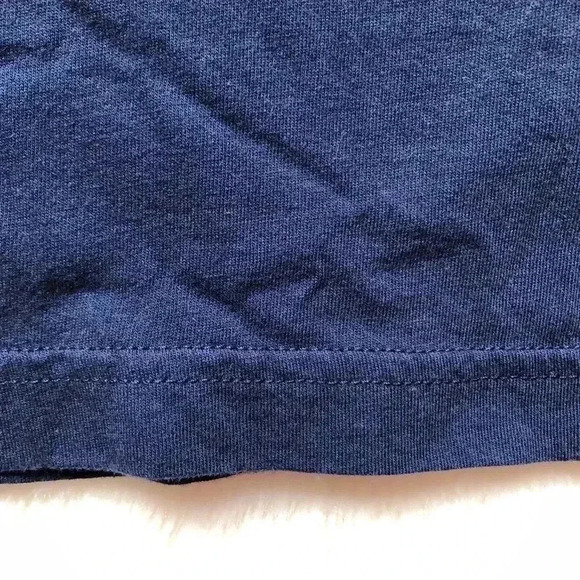 New York Yankees  Blue T-Shirt Size Extra Small - Picture 2 of 16